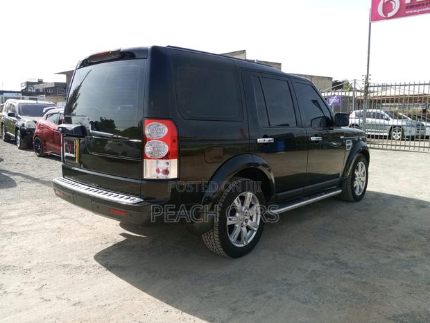 Land Rover Discovery 2011 Black