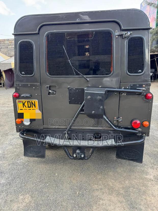 Land Rover Defender 2008 Gray