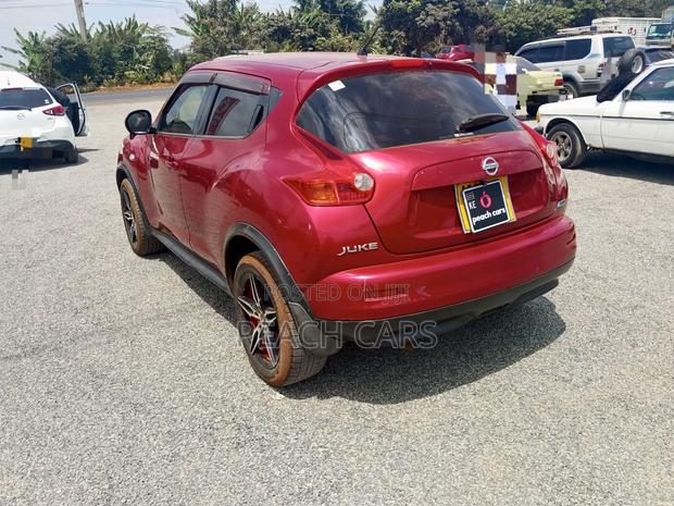 Nissan Juke S 2011 Red
