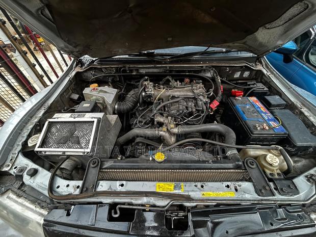 Mitsubishi Pajero 3.5 V6 GDI Elegance Automatic 2005 Gray
