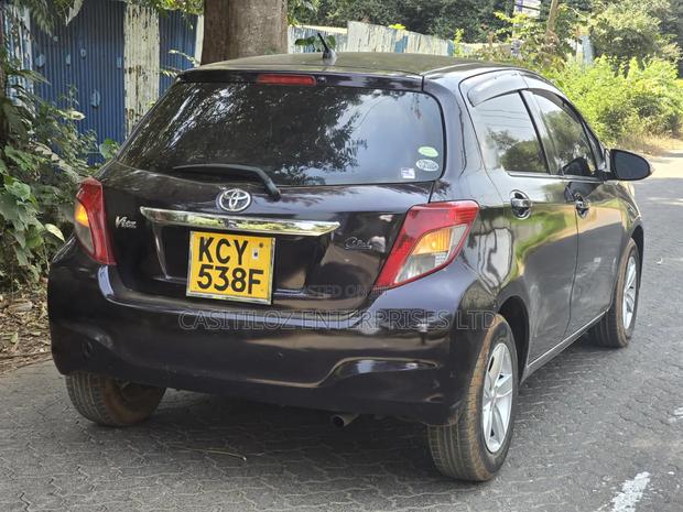 Toyota Vitz 2013 Purple