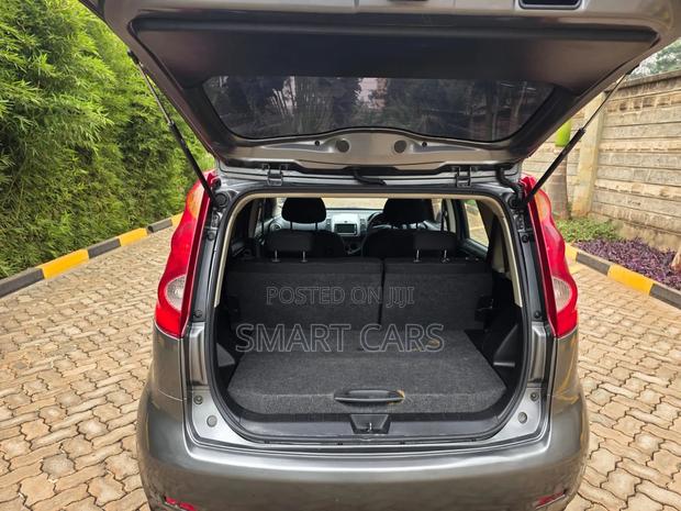 Nissan Note 2010 Silver
