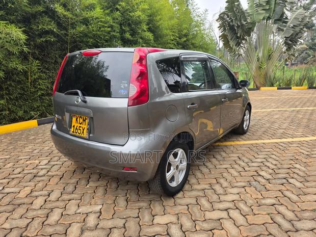 Nissan Note 2010 Silver