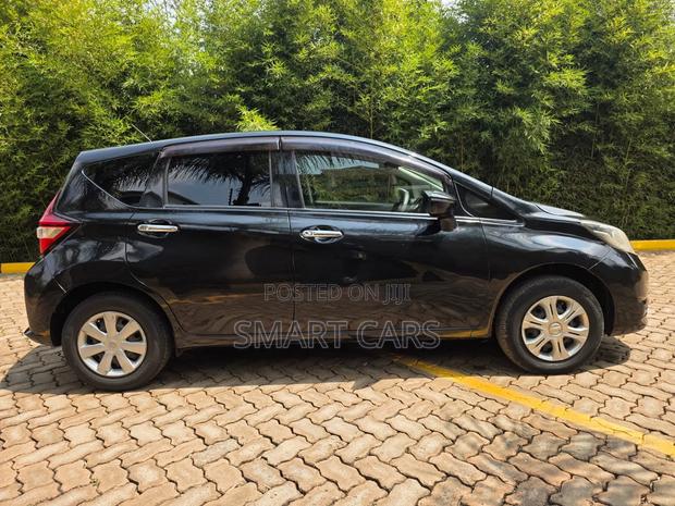 Nissan Note 2018 Black