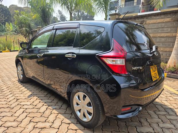 Nissan Note 2018 Black