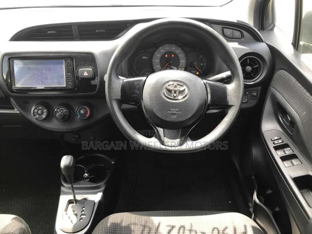 Toyota Vitz 2019 Black