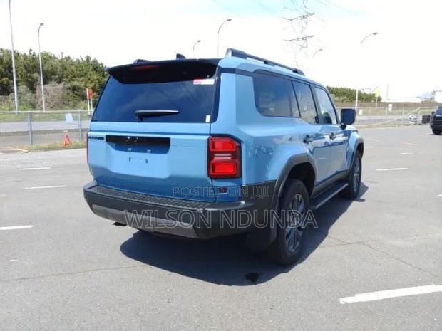 Toyota Land Cruiser Prado 2025 Blue