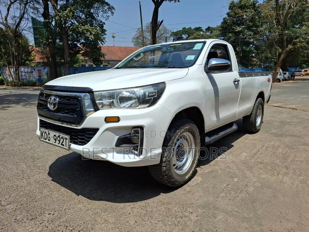 Toyota Hilux Revo Single Cab Deisel 2.8 AWD 2017 White