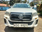 Toyota Hilux 2017 White for sale