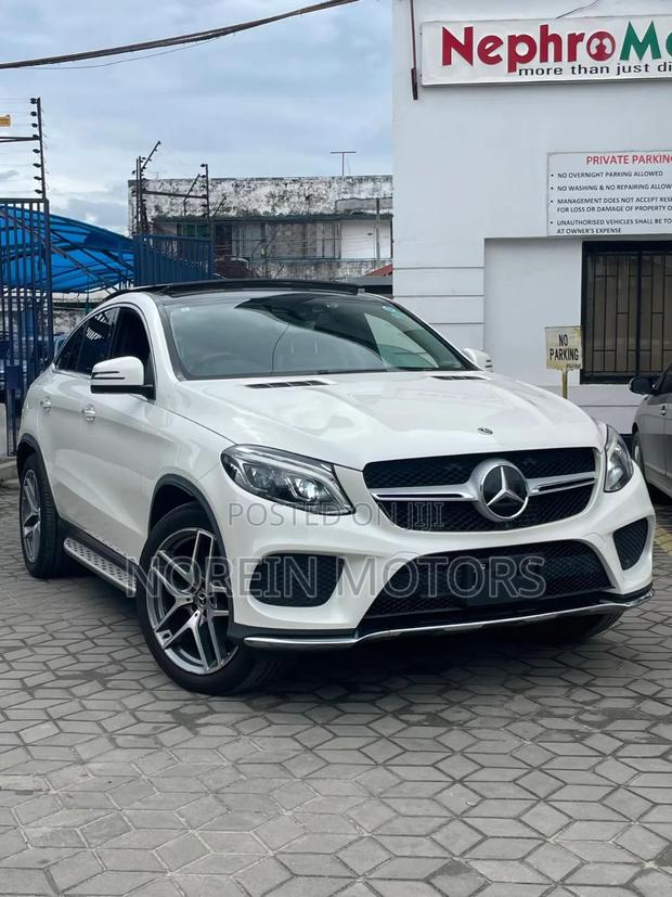 Mercedes-Benz GLE-Class 2019 Teal