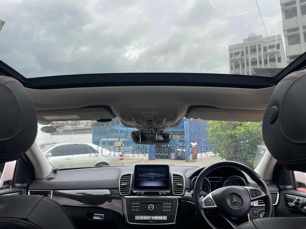 Mercedes-Benz GLE-Class 2019 Teal