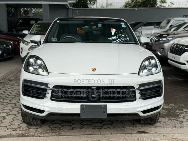 Porsche Cayenne 2020 White