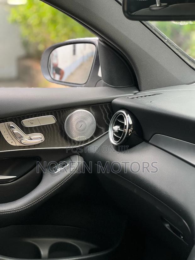 Mercedes-Benz GLC-Class 2019 Teal