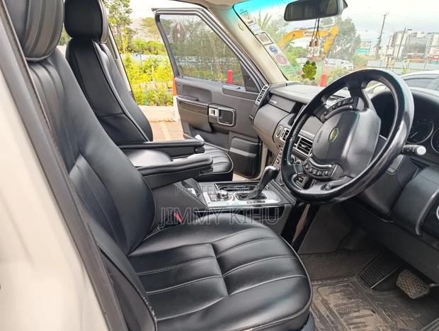 Toyota RAV4 2018 Blue