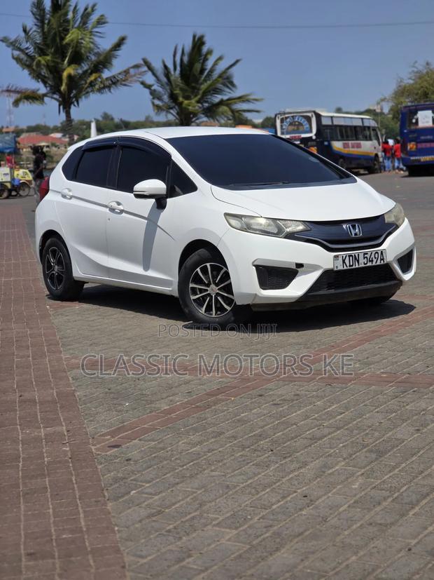 Honda Fit 2016 White