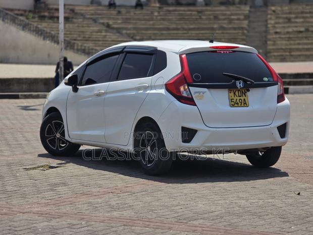 Honda Fit 2016 White