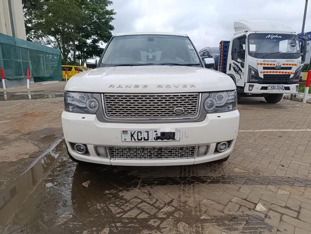 Land Rover Range Rover Vogue 2010 White