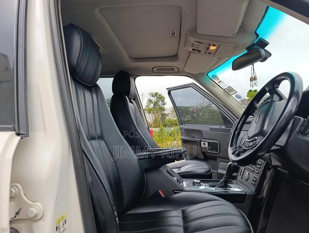 Land Rover Range Rover Vogue 2010 White