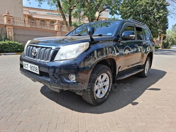 Toyota Land Cruiser Prado 2012 Black