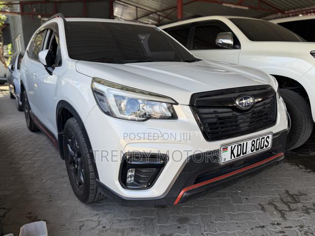 Subaru Forester 2018 White