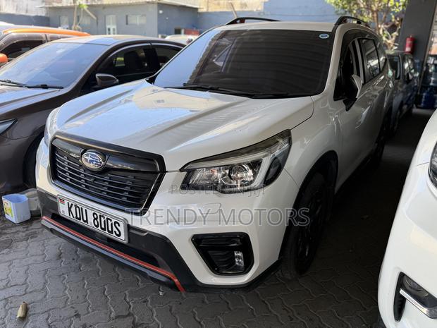 Subaru Forester 2018 White