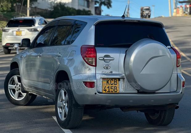 Toyota RAV4 2007 Silver