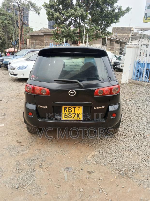 Mazda Demio 2005