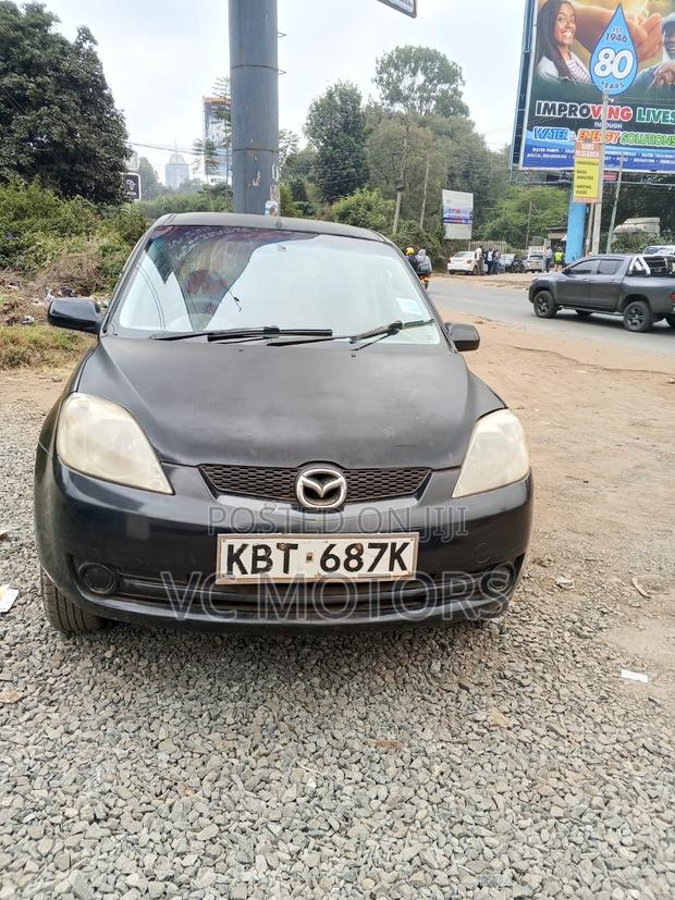 Mazda Demio 2005