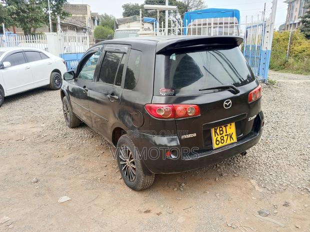 Mazda Demio 2005