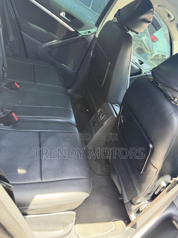 Volkswagen Tiguan 2014 Black