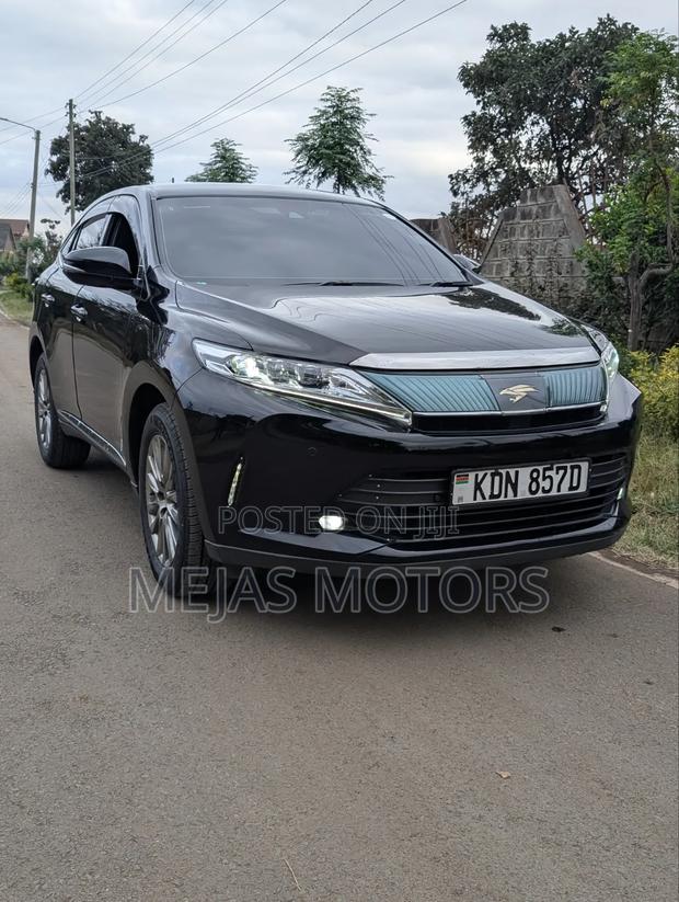 Toyota Harrier 2017 Black