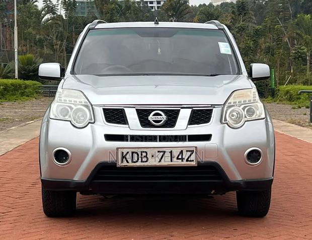 Nissan X-Trail 2.0 Petrol AWD 2014 Silver