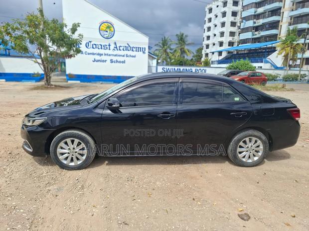 Toyota Allion 2016 Black