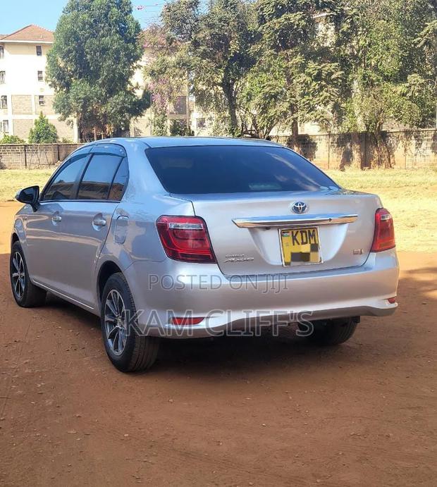Toyota Axio 2016 Silver