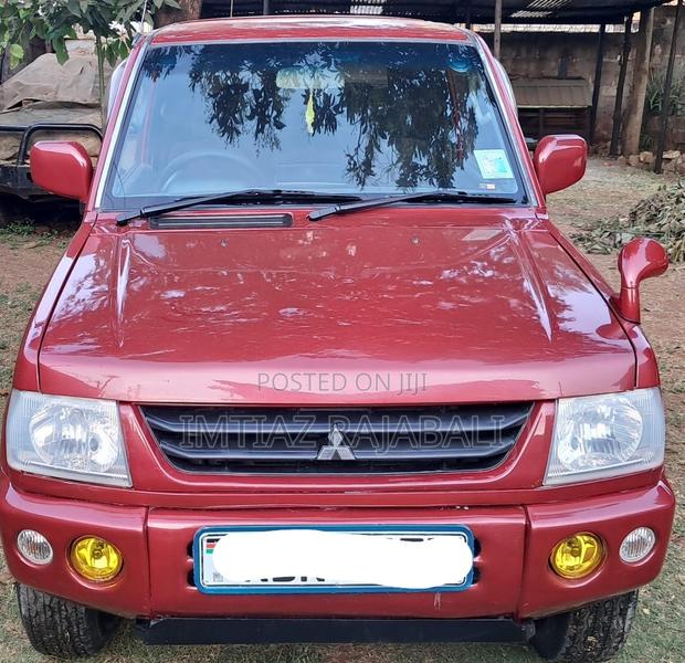 Mitsubishi Pajero Mini 2003 Red