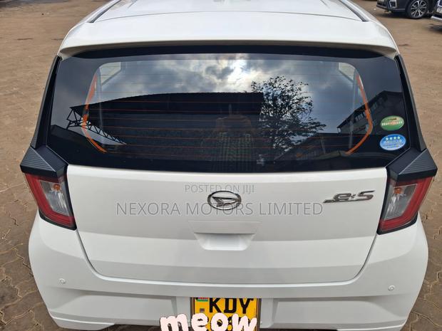 Daihatsu Mira 2019 White