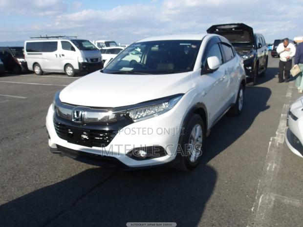 Honda Vezel 2019 White