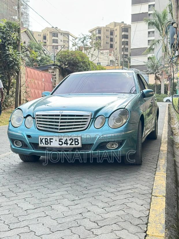 Mercedes-Benz E240 2004 Blue
