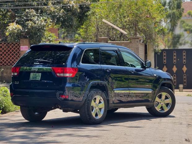Jeep Cherokee 2013 Blue