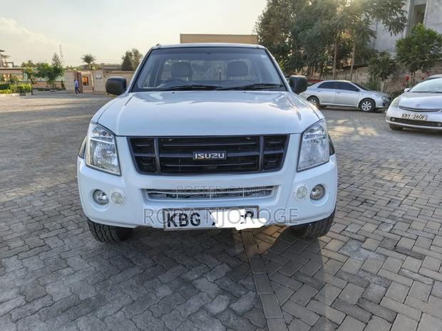 Isuzu D-MAX 2008 White
