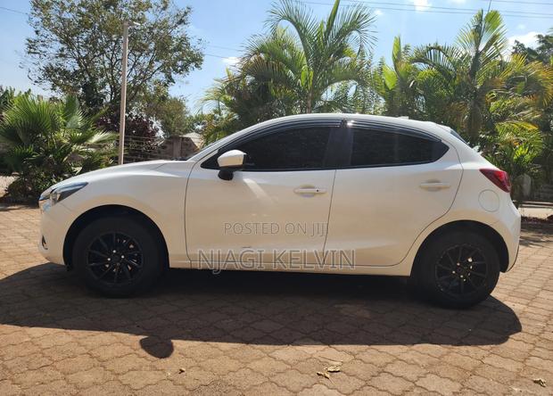 Mazda Demio 2019 White