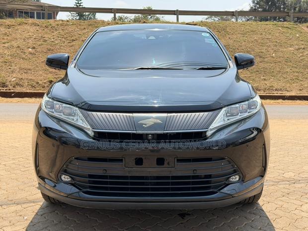 Toyota Harrier 2018 Black