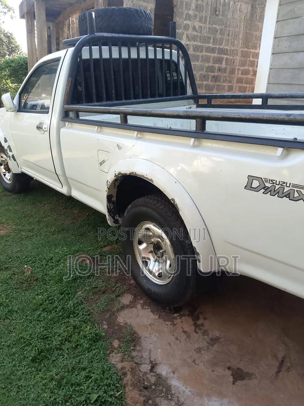 Isuzu D-MAX 2005 White