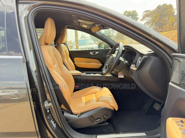 Volvo XC60 2020