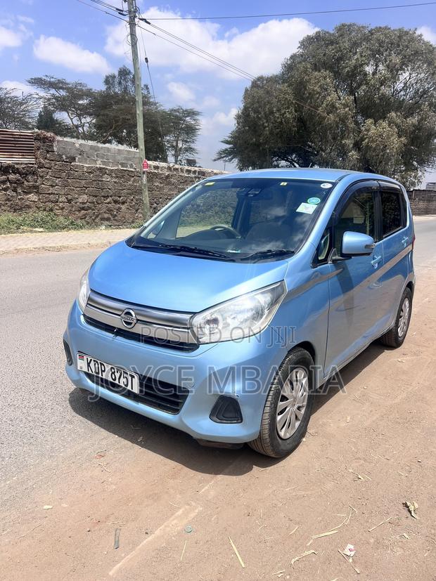 Nissan Dayz 2017 Blue