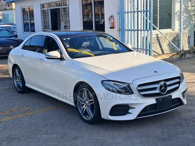 Mercedes-Benz E300 2019 White