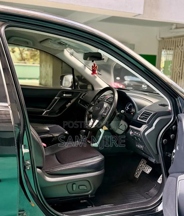 Subaru Forester 2015 Black