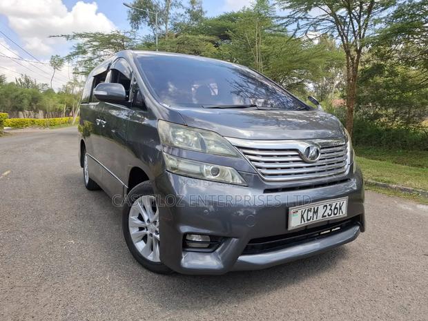 Toyota Vellfire 2010 Gray
