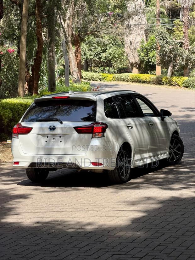 Toyota Corolla Fielder 2019 White