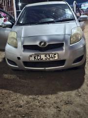 Toyota Vitz 2009 Silver for sale